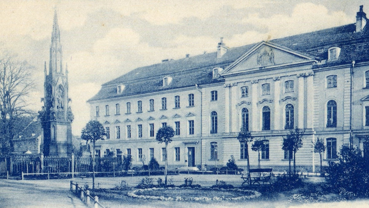 Sonnabend, 15. August 2026